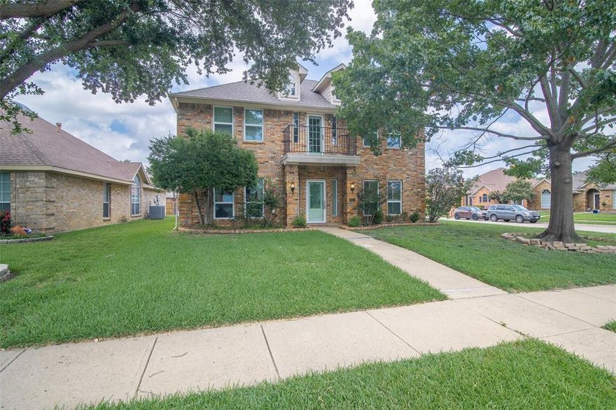 Fall in Love with This Charming Two-Story Retreat in North Mesquite.
Welcome to a home where comfort meets character and every room invites you to stay a little longer. Situated on a corner lot, this 4-bedroom haven is nestled in the heart of North Mesquite and offers the perfect blend of warmth and space.
Step inside and be greeted by a cozy decorative fireplace, the centerpiece of the inviting family room—perfect for quiet evenings or lively gatherings. The space flows seamlessly into an oversized eat-in kitchen, complete with a central island, offering the ideal backdrop for Sunday brunches, holiday baking, or weeknight dinners filled with laughter.
Upstairs, you’ll find all four bedrooms thoughtfully arranged for privacy and togetherness. The spacious primary suite is your personal sanctuary, featuring a balcony, garden tub, separate shower, and double vanity—everything you need to unwind in peace and style.
A dedicated home office downstairs offers the flexibility you need for remote work, creativity, or simply a quiet retreat.
If you are a buyer dreaming of a wonderful place to call home, this property is ready to welcome you.
From its thoughtful layout to its charming details, this home is ready to write the next chapter with you. Come see it—and feel it—for yourself.