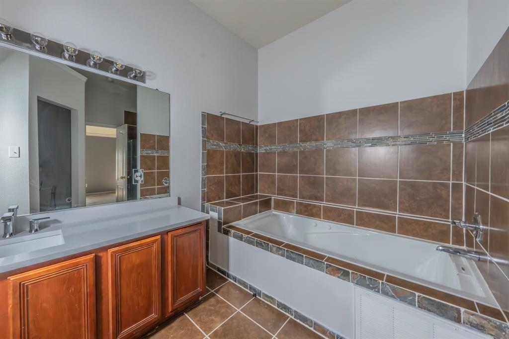 La Frontera - Residential Lease