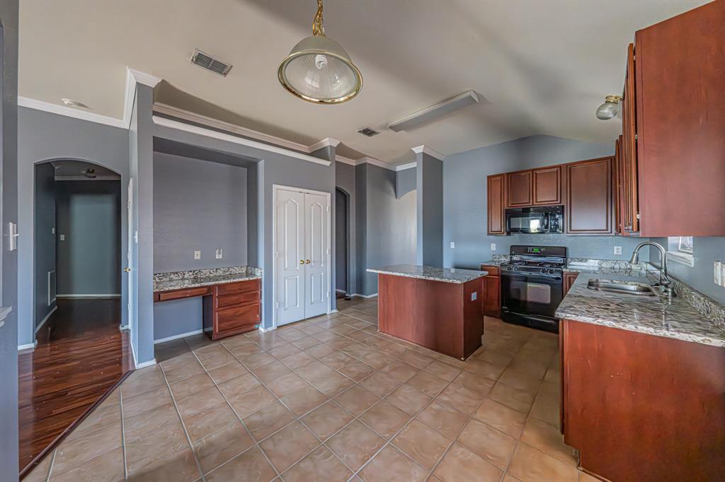 La Frontera - Residential Lease