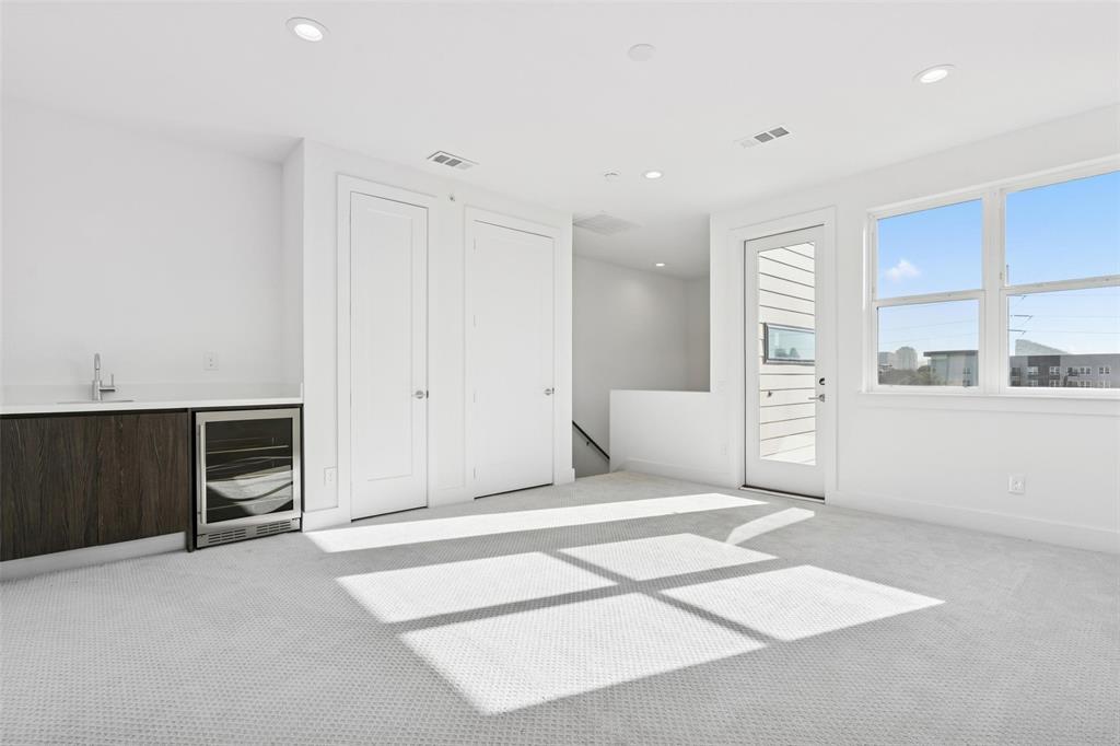 Lofts on Cedar Springs - Residential