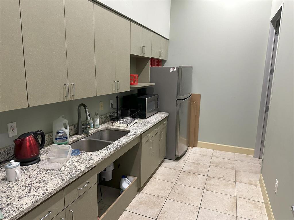 Preston Hedgcoxe Office Park - Commercial Sale