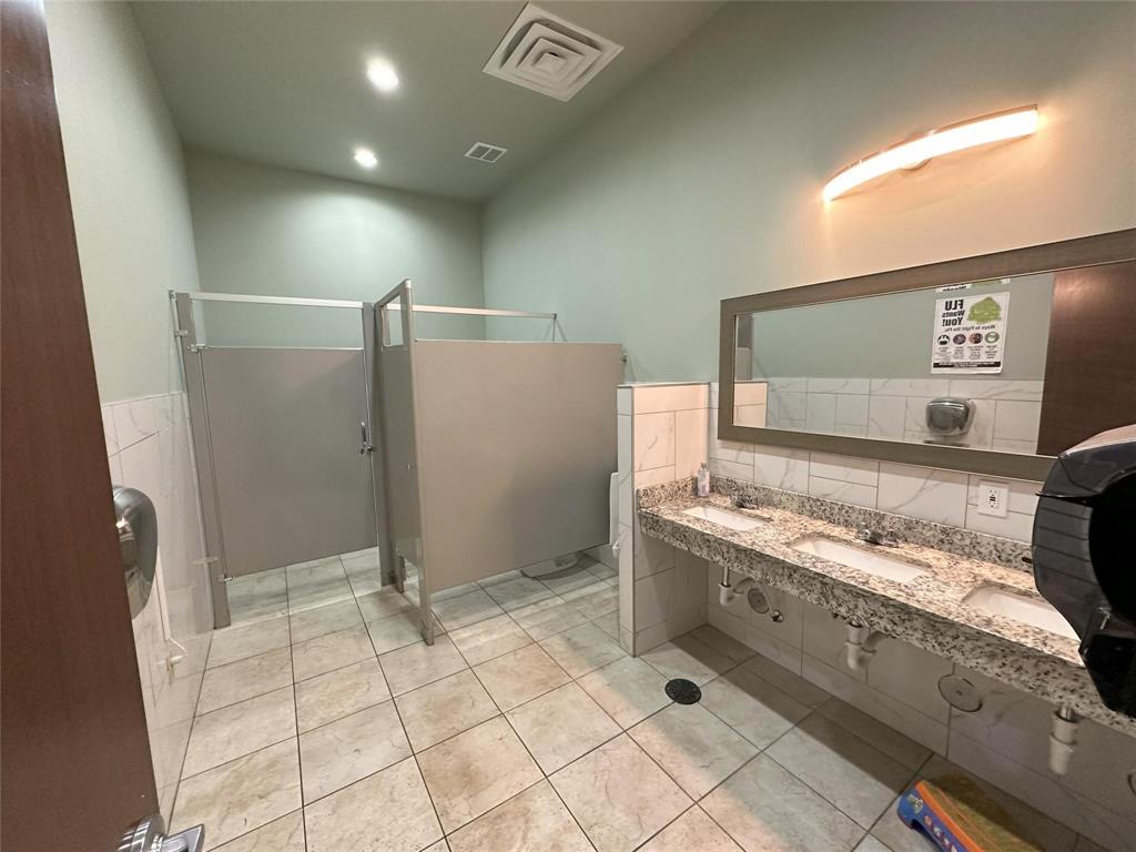 Preston Hedgcoxe Office Park - Commercial Sale