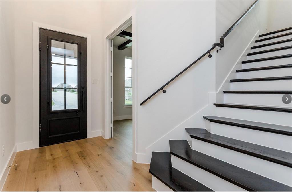 3928 River Bend Street