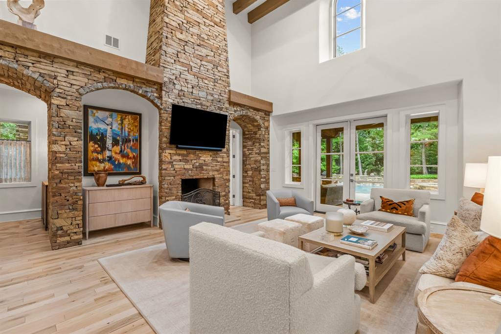 2215 King Fisher Drive