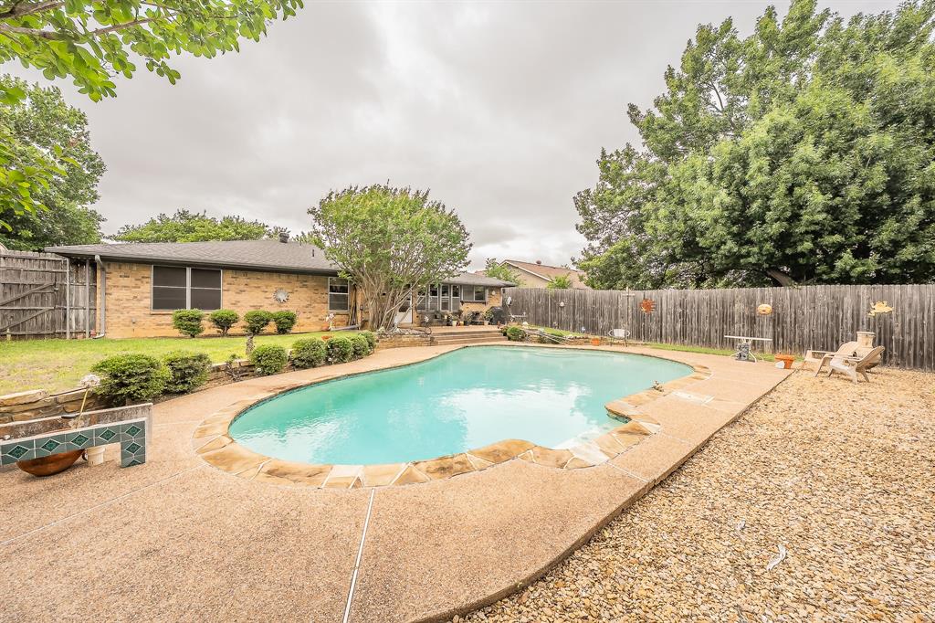 Euless Main Place Add - Residential