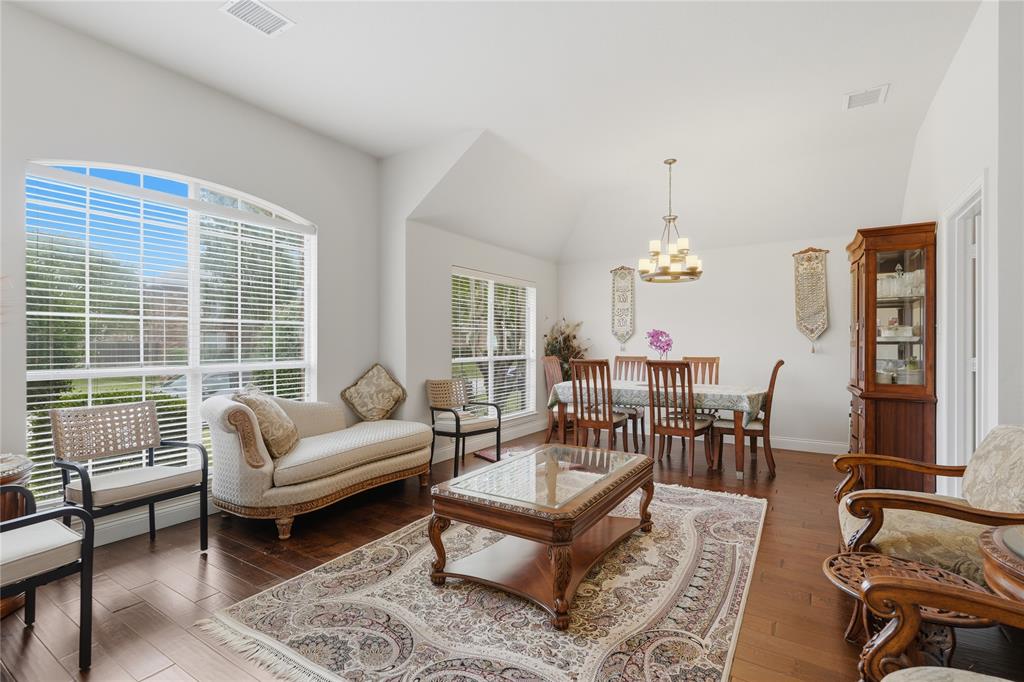 6809 Westover