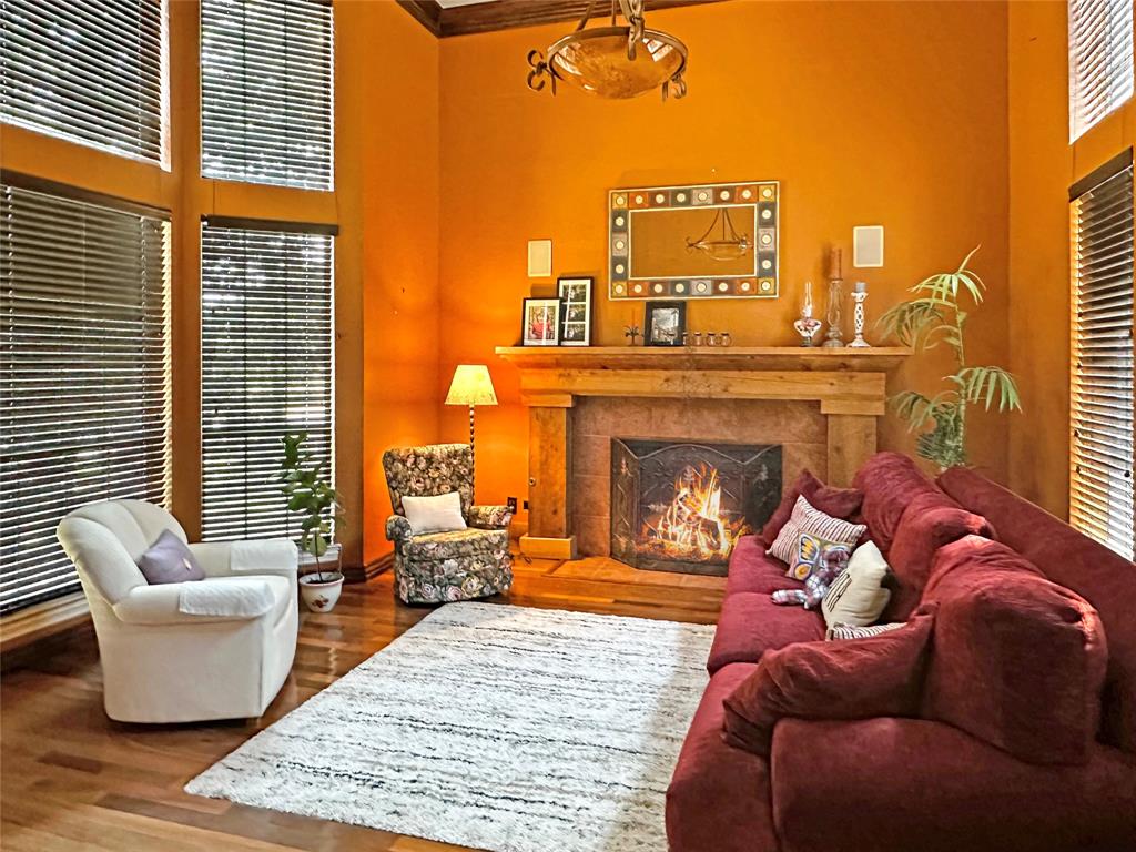 525 Ravenaux Drive