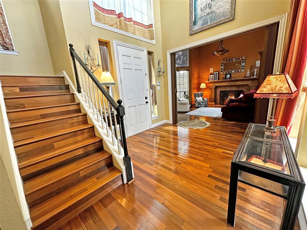 525 Ravenaux Drive
