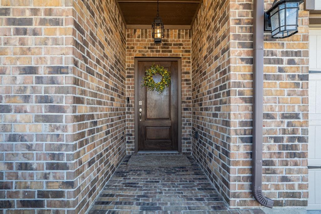 2527 Candle Lane