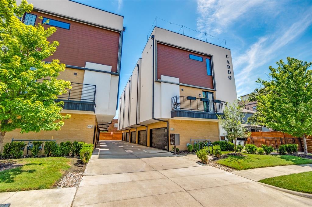 1910 Caddo Street B102