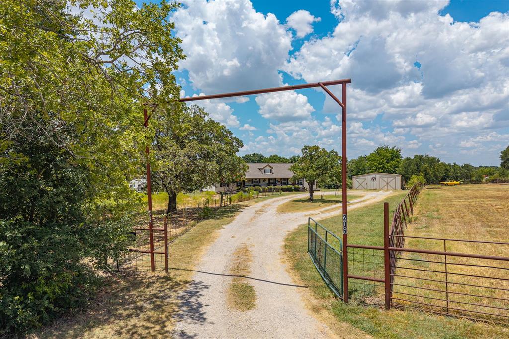 206 County Road 4593