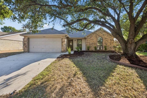 Photo of 7208 Meadowbrook Drive, Watauga, TX 76148 (MLS # 21380698)