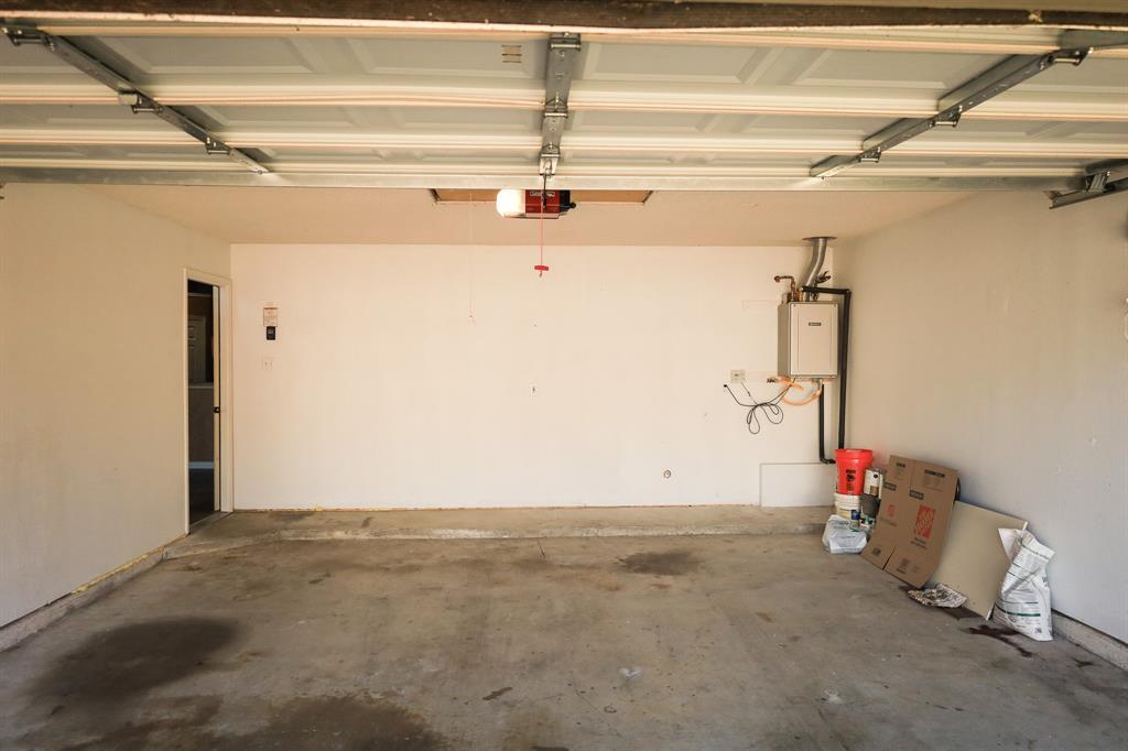 Hillcrest Estates Sec II Ph I - Residential Lease