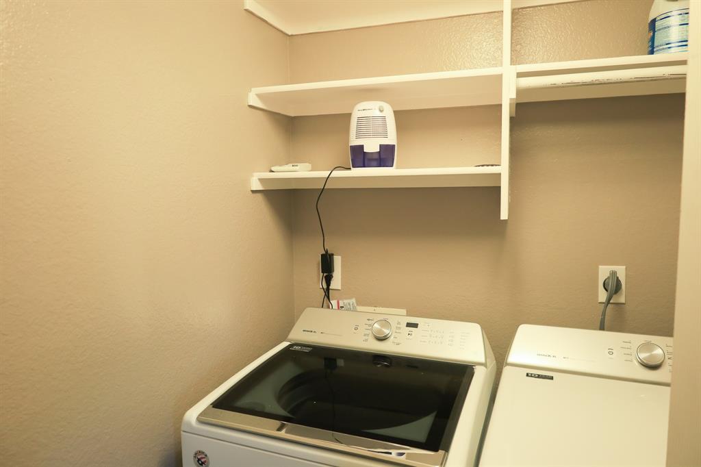 Hillcrest Estates Sec II Ph I - Residential Lease