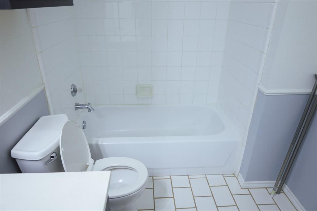 Hillcrest Estates Sec II Ph I - Residential Lease