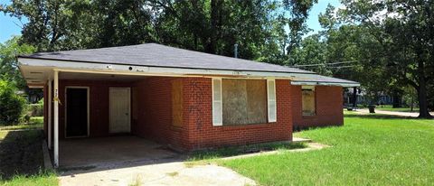 7225 Burlingame Boulevard Shreveport LA 71106