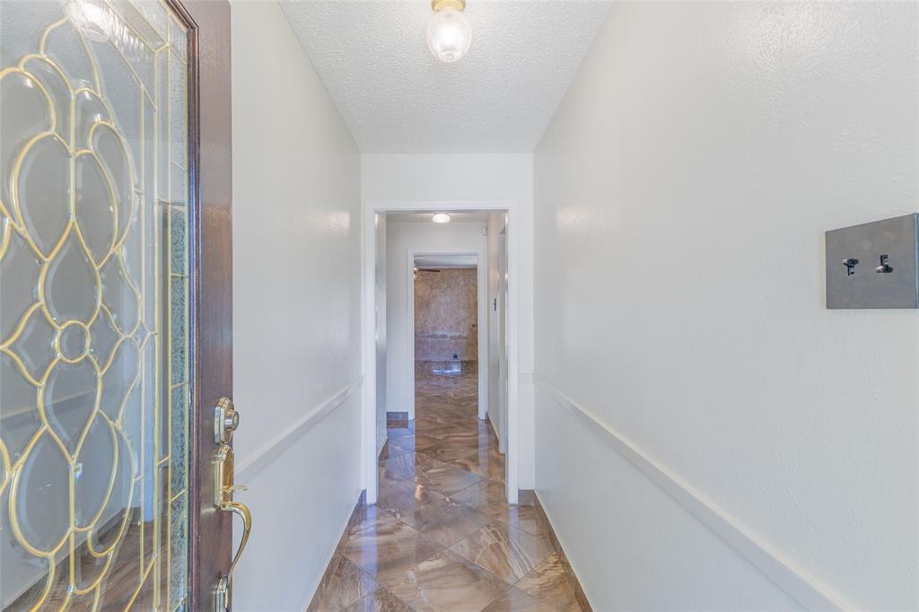 2418 Ingleside Drive