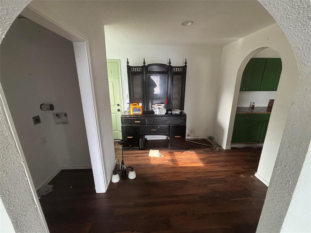 Z RICKETTS SURV ABS #1203 - Residential Lease