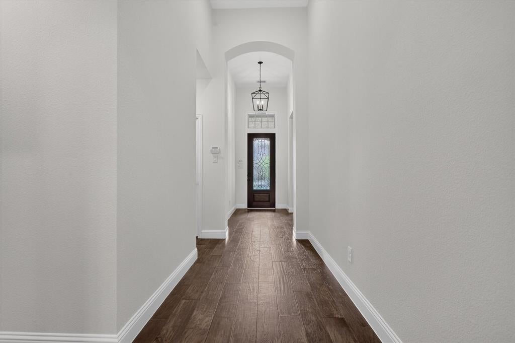 10105 Bitterroot Drive
