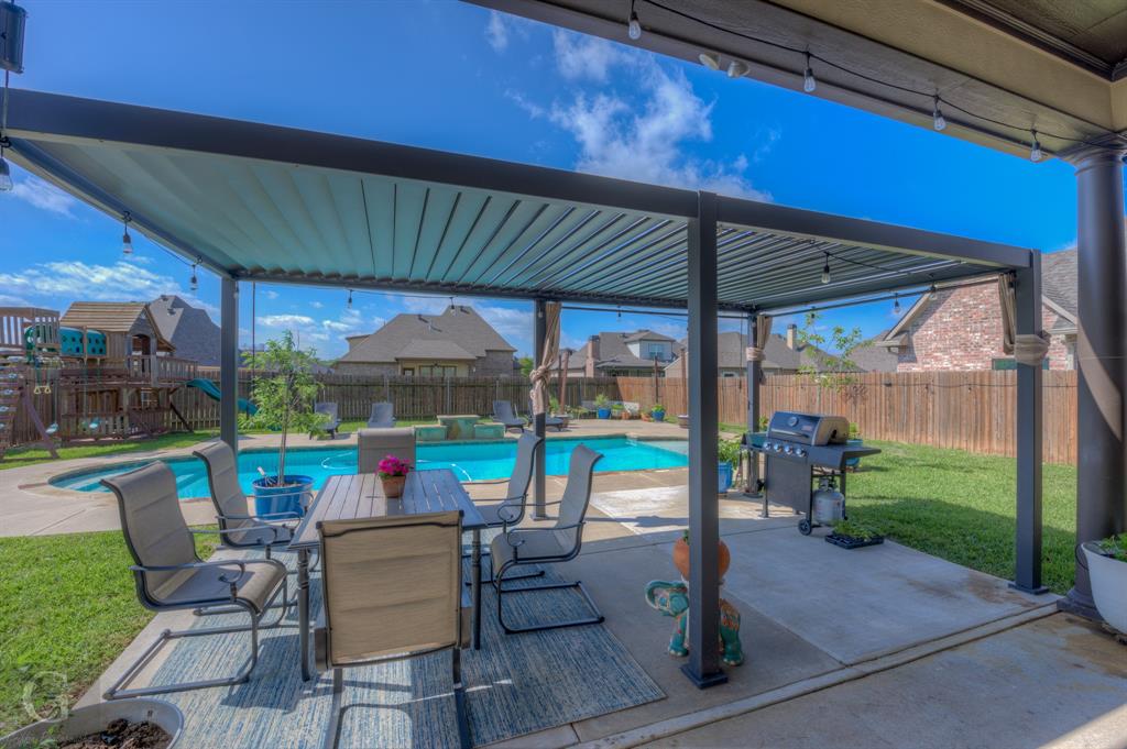 724 Dumaine Drive