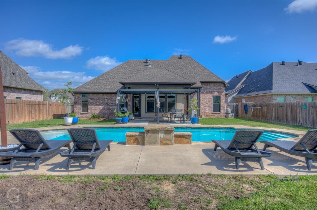 724 Dumaine Drive
