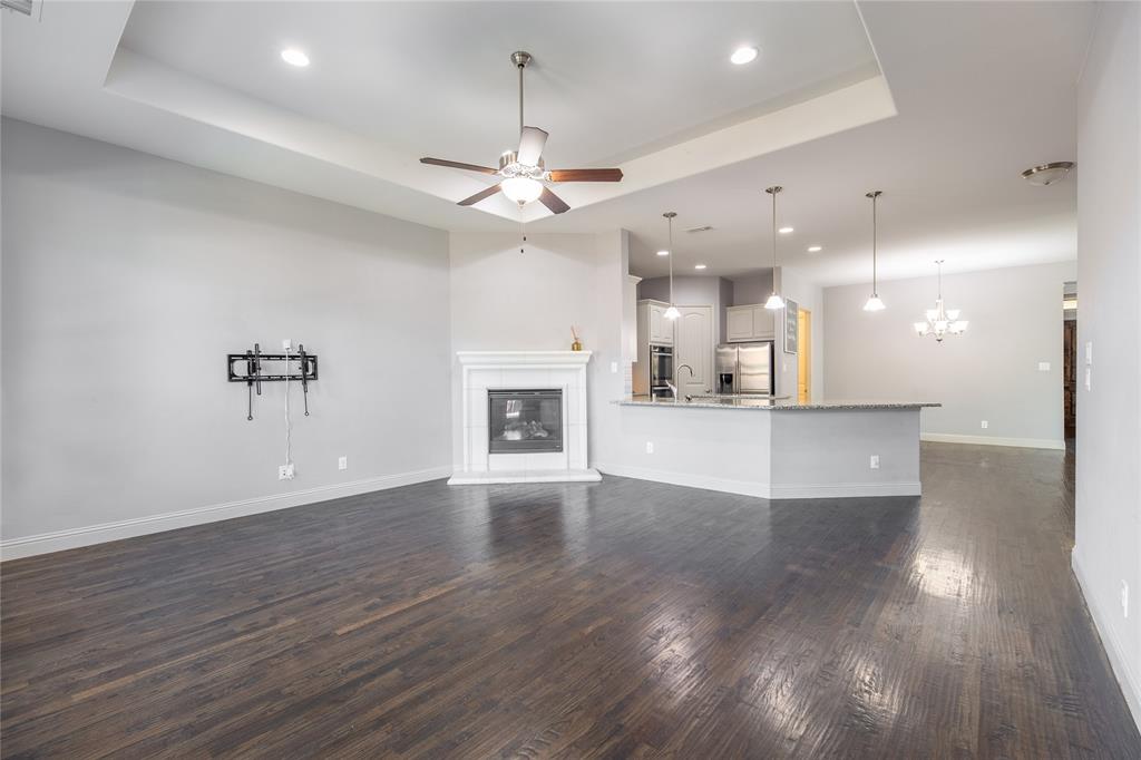 MANORS ON MILLER - Residential Lease