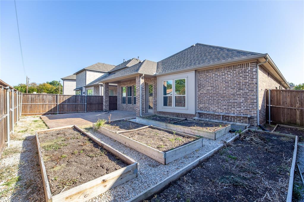 MANORS ON MILLER - Residential Lease