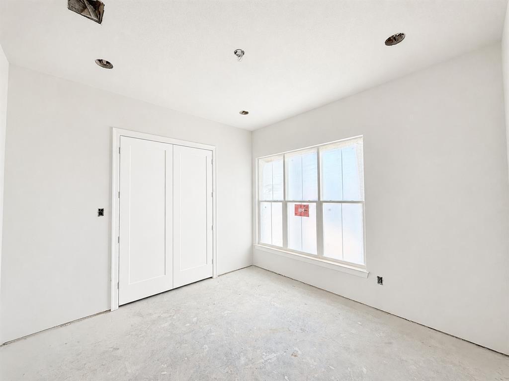 2073 Preserve Trail