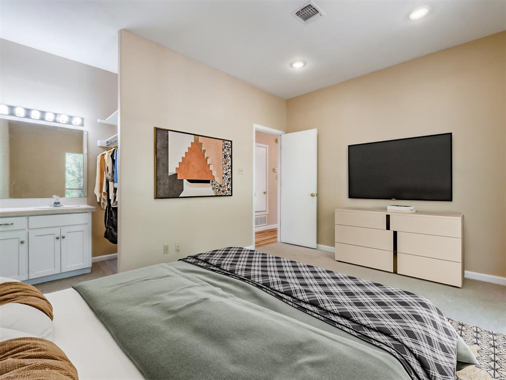 KING ESTATES - Residential