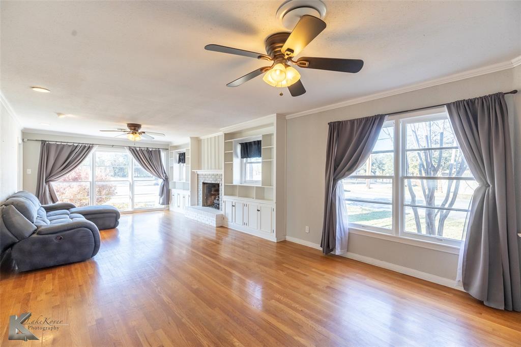 701 Sayles Boulevard