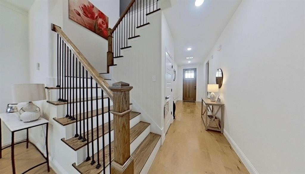 908 Marcellus Court