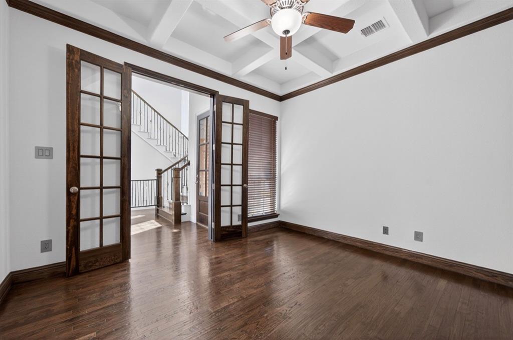 922 Amber Knoll Drive