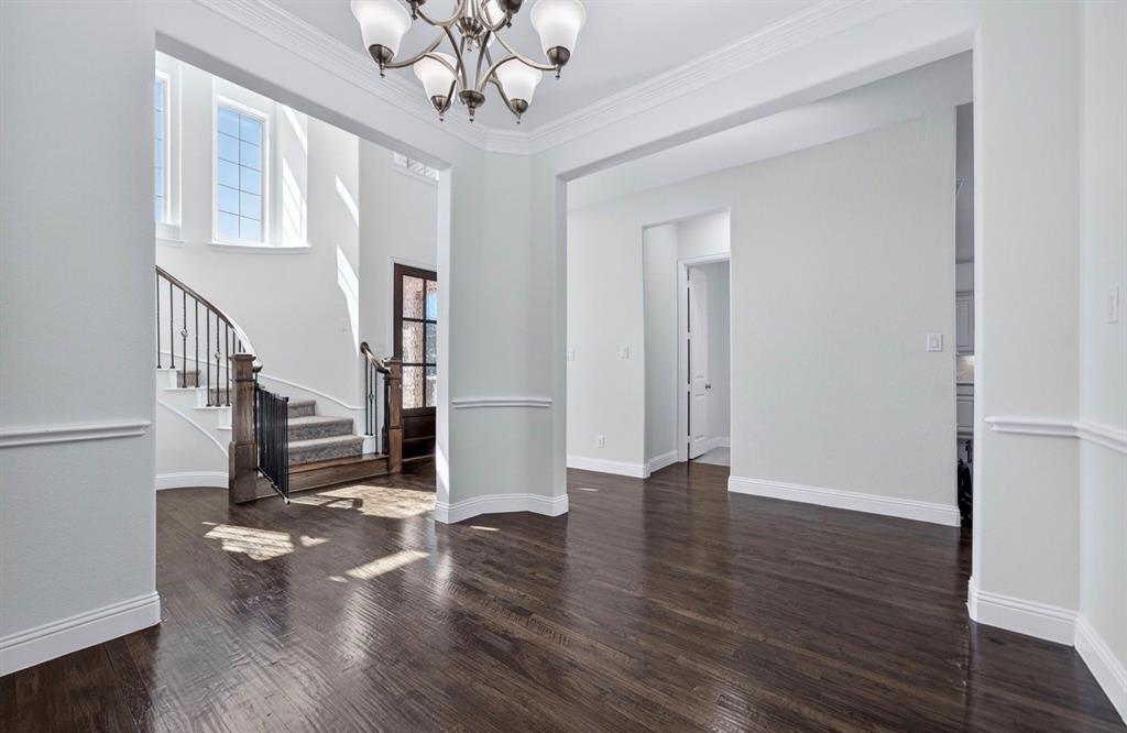 922 Amber Knoll Drive