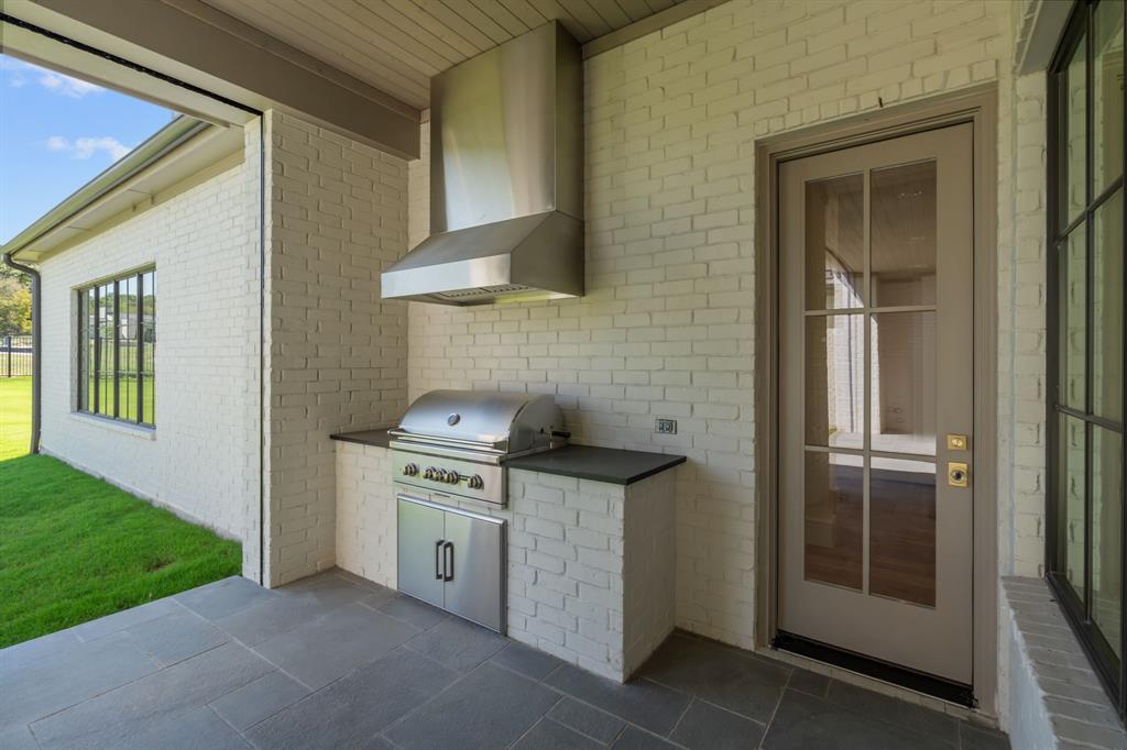 Montrachet - Residential