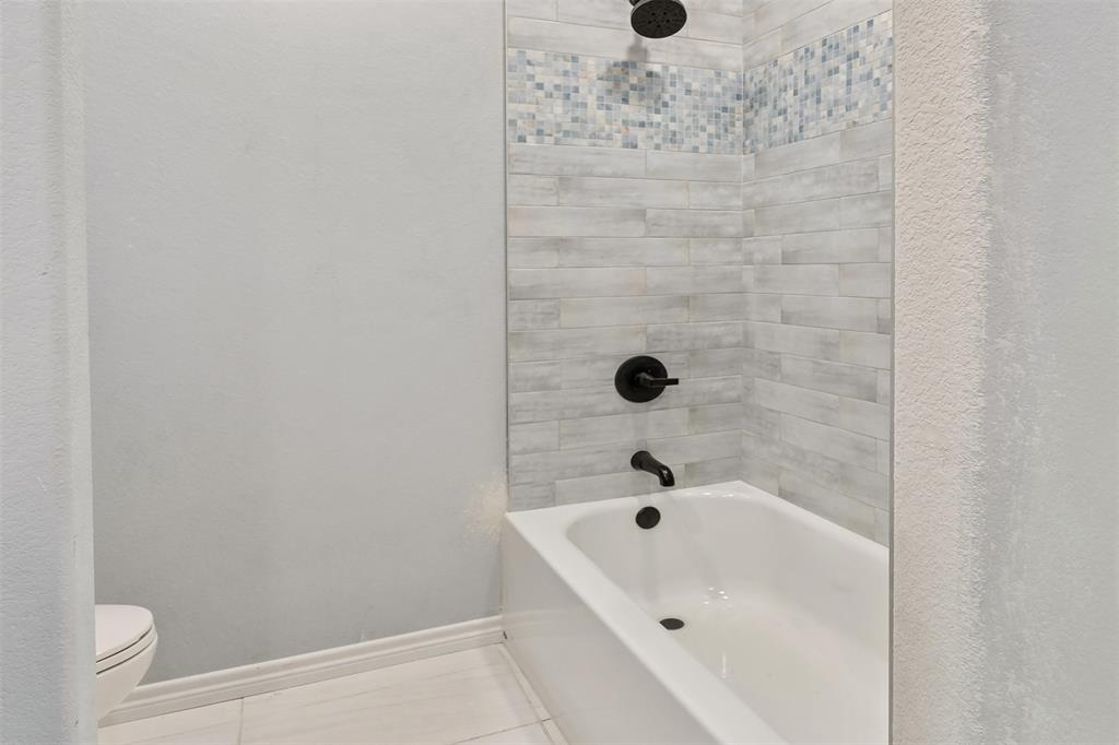 Cottages at Cedar Creek Lake - Residential