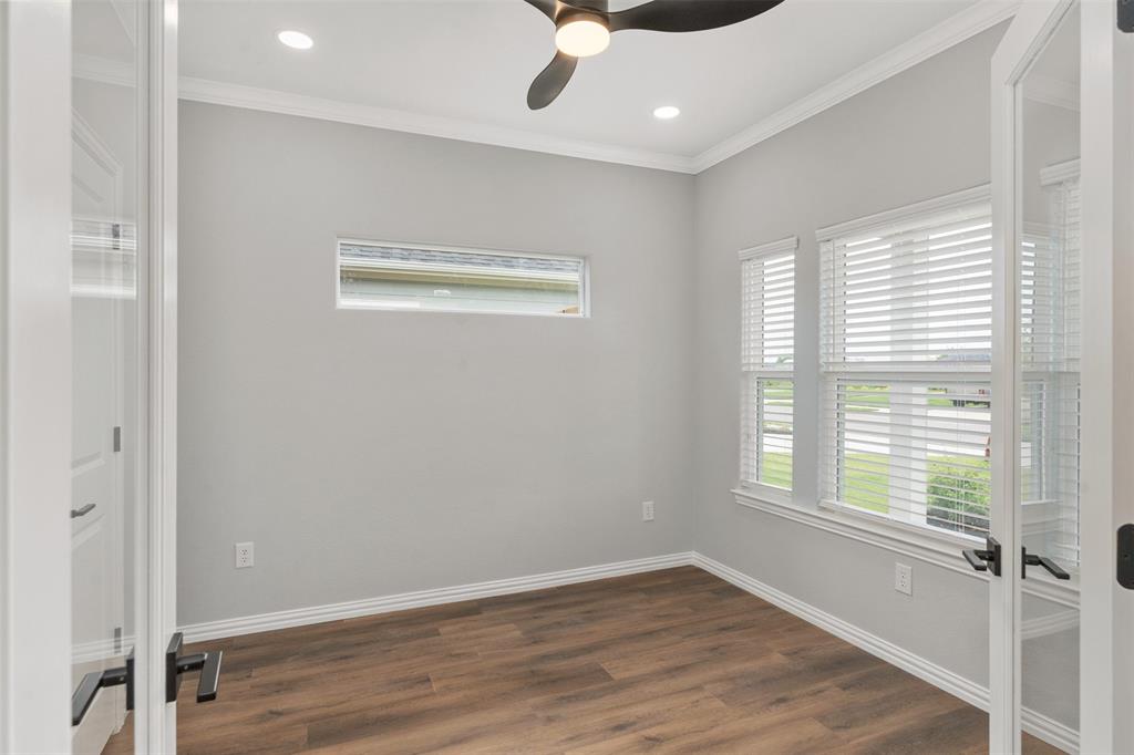 Cottages at Cedar Creek Lake - Residential