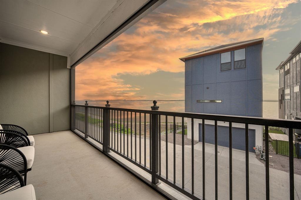 Sapphire Bay - Residential Lease