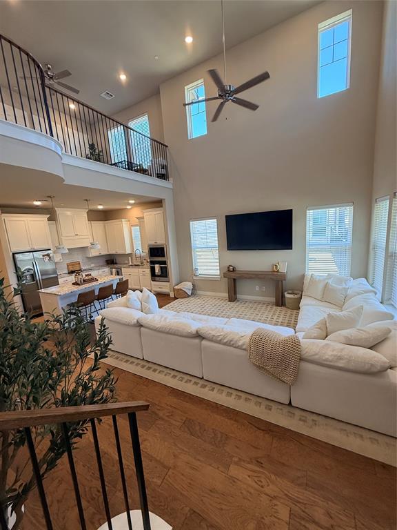 8044 Thomas Crossing