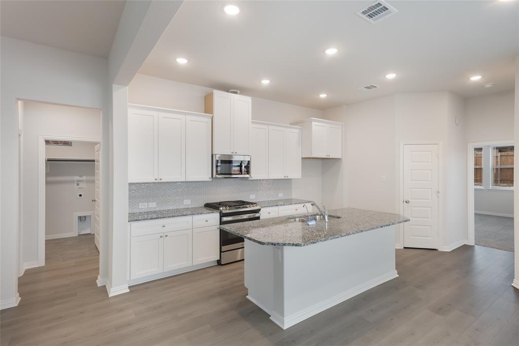 3928 Aqua Lane