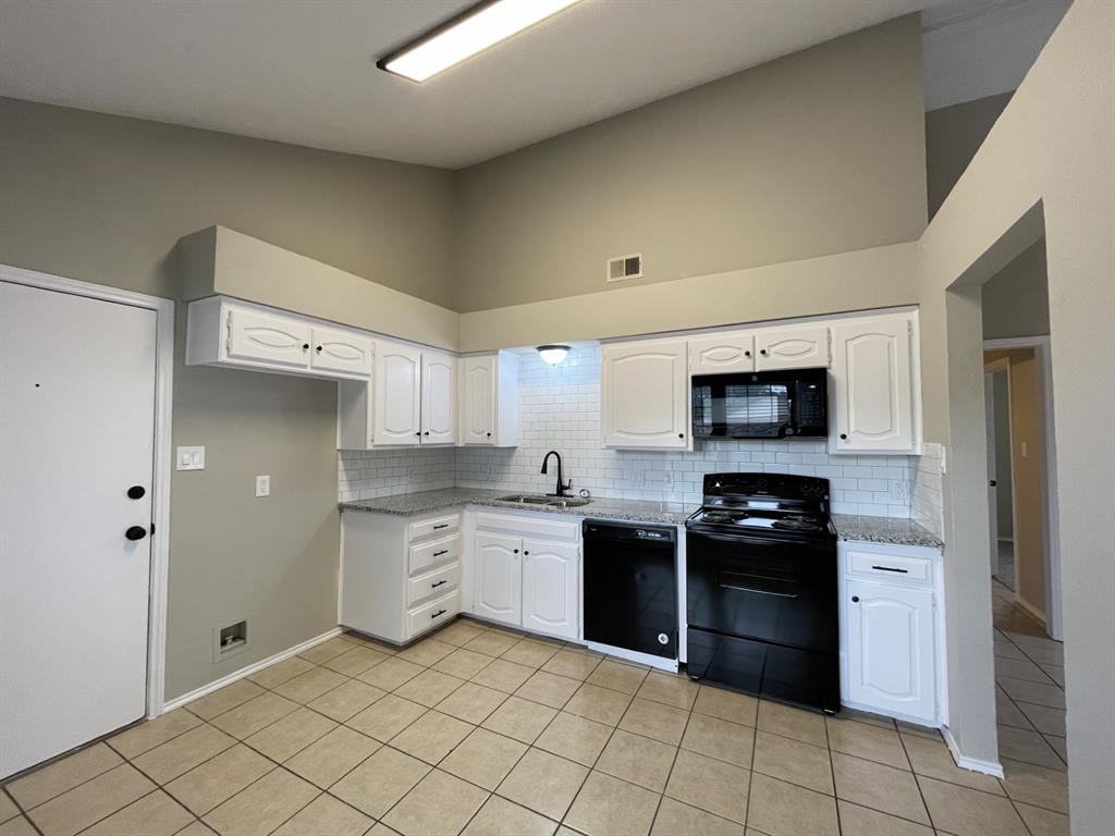 CROWN RIDGE ADDITION - Residential