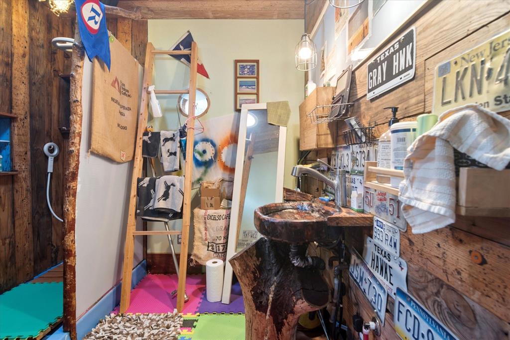 Shamrock Shores - Residential