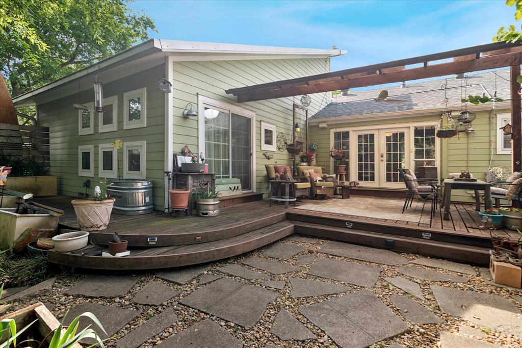 Shamrock Shores - Residential