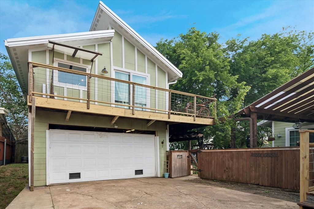 Shamrock Shores - Residential