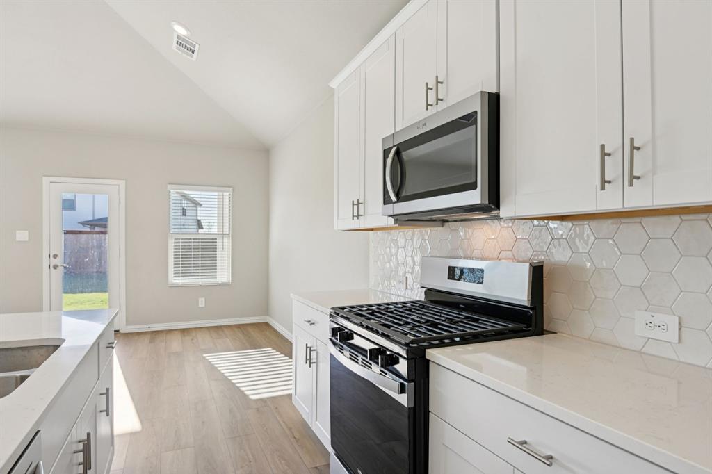 2218 Windy Trail