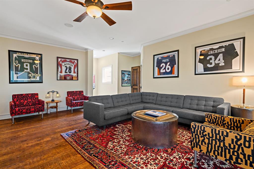 The Lakes On Legacy Drive Ph II - Residential