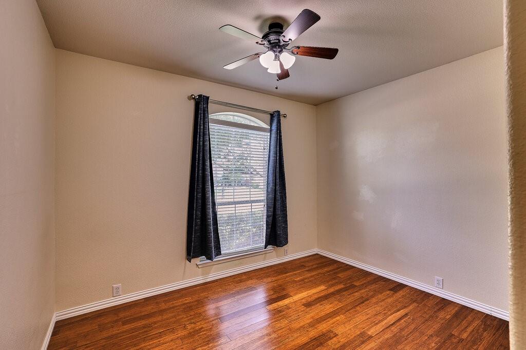 2816 S Serrano
