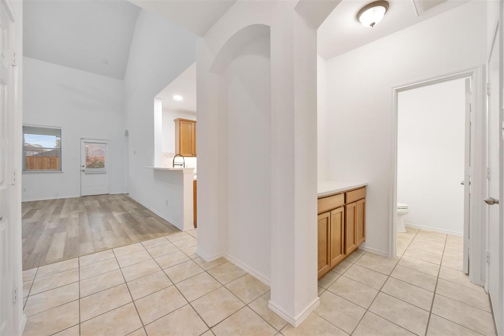 1007 Hockley Lane