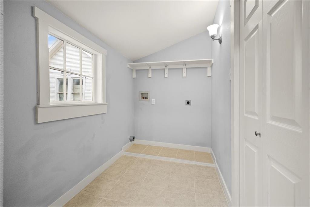 Lawn Place Add - Residential