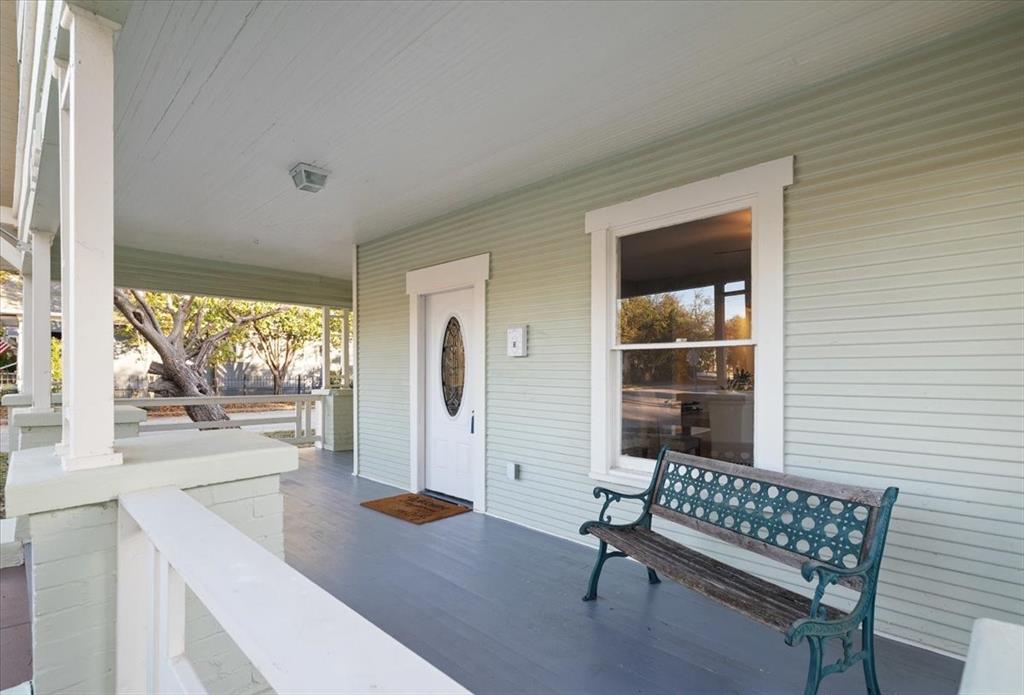 Lawn Place Add - Residential