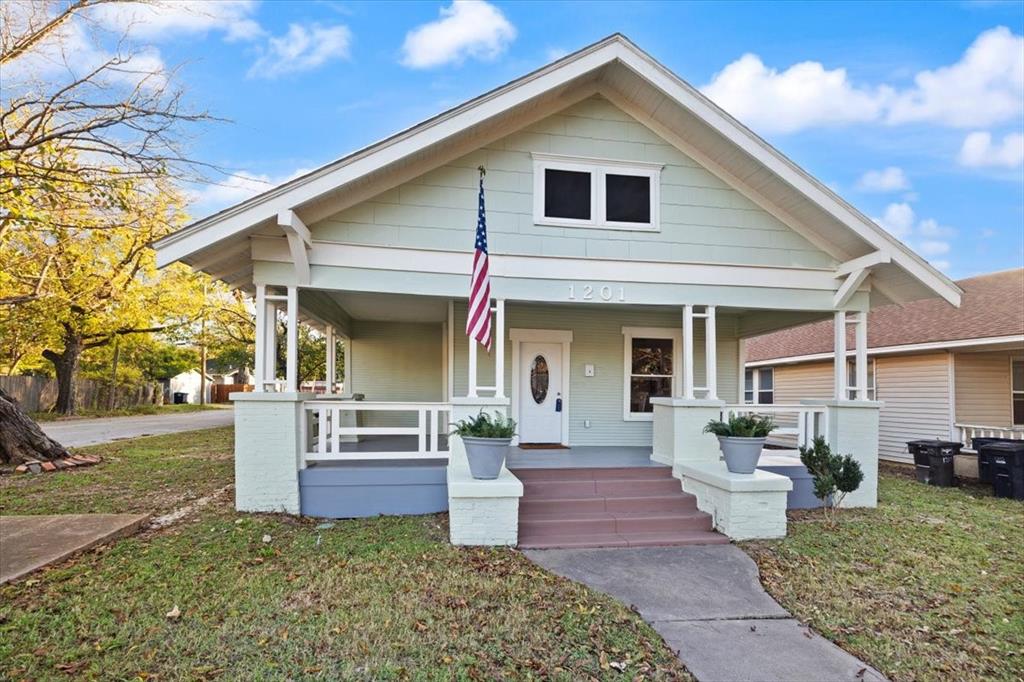 1201 W Arlington Avenue